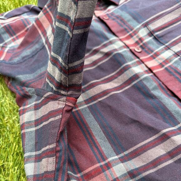 Lululemon Men’s Masons Peak Flannel Collar Plaid Long Sleeve Button Up Shirt XXL - Picture 7 of 10
